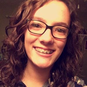 Meet your Posher, Sarah faith